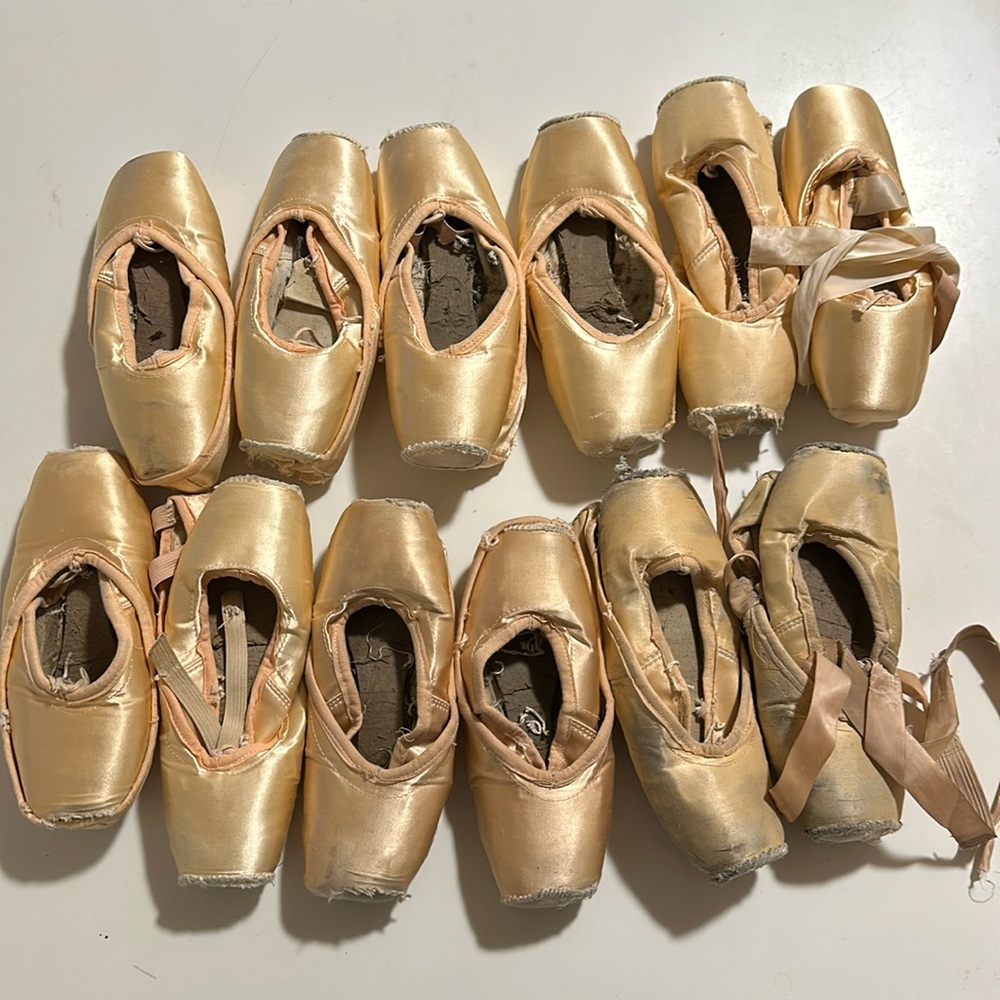 Used Freed of London pointe shoes